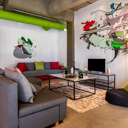 Ceramus Apartments Gazi View Athena Bagian luar foto