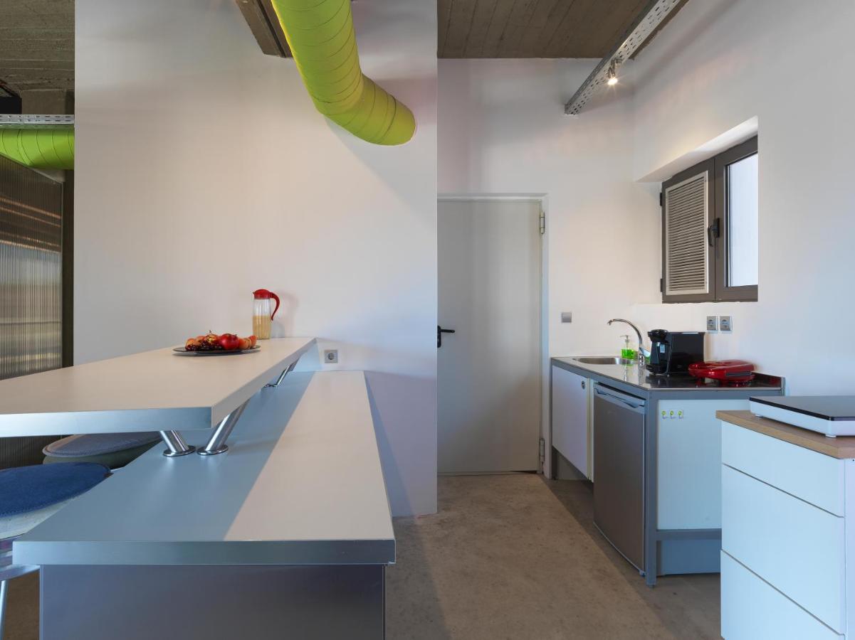 Ceramus Apartments Gazi View Athena Bagian luar foto